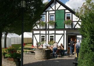 Trupbach-Kartoffelbratfest.2010 045.jpg
