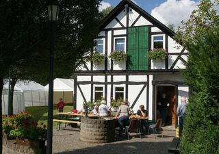Trupbach-Kartoffelbratfest.2010 044.jpg