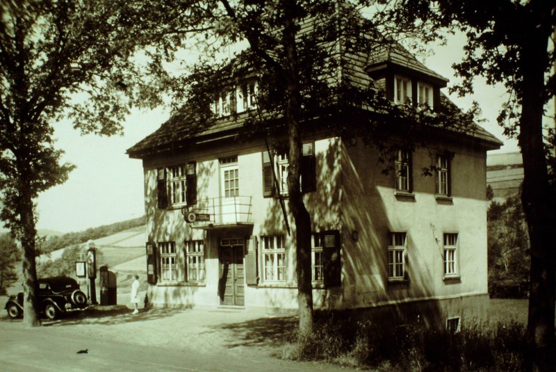 HAAS, WILHELM / GASTSTÄTTE *